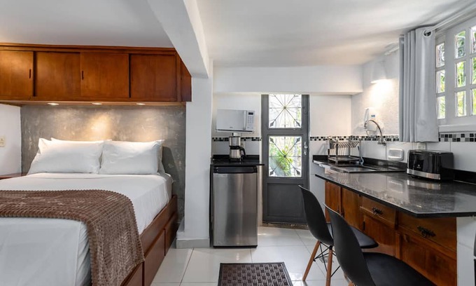 Santa Teresa House | Charming in Santa Teresa for couples | JM301 Z5