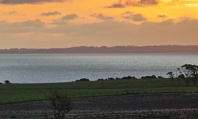 Coronet Bay House | Family friendly beaches, relaxing, do as much as you like or just chill out.