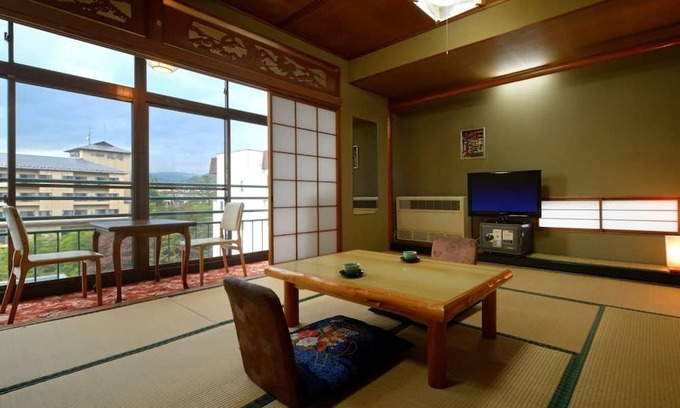 Fukushima House | 10 tatami mats on river side or mountain side Jap / Fukushima Fukushima