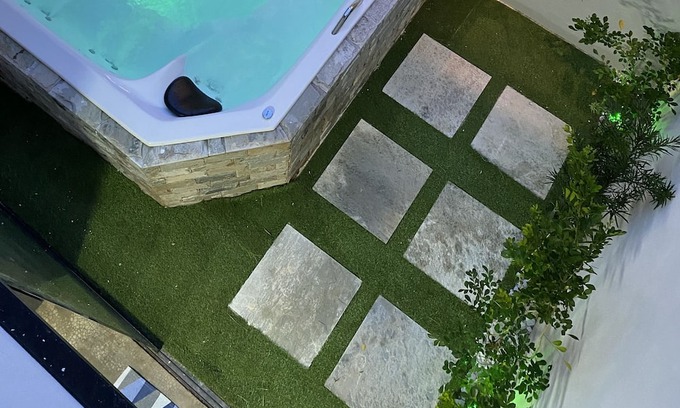 Pirenopolis Apartment | Lofts Vila da Serra/ Unid. Meia Lua