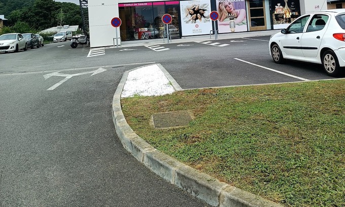 Cayenne House | Maison des Coulicous - 1 à 2 Chambres Tout Confort