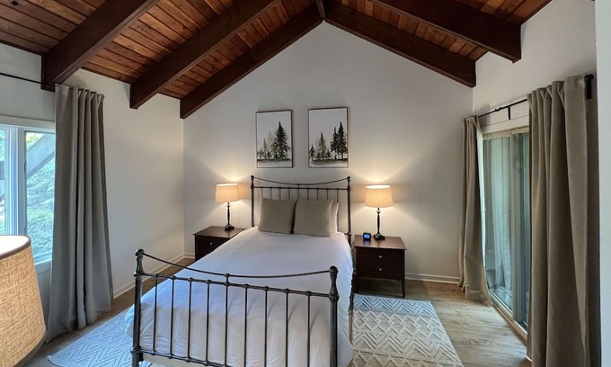 Seven Springs House | 7 Springs Ski & Golf retreat