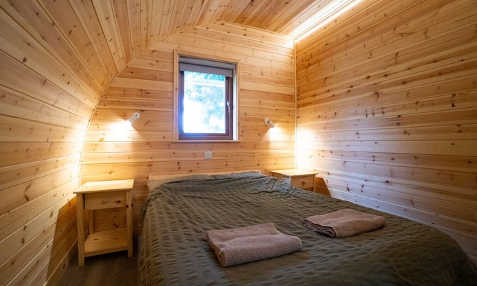 Newmarket Cabin | Lidgate Star Cabin 1 · Eco-friendly cabins next to a 16th century pub