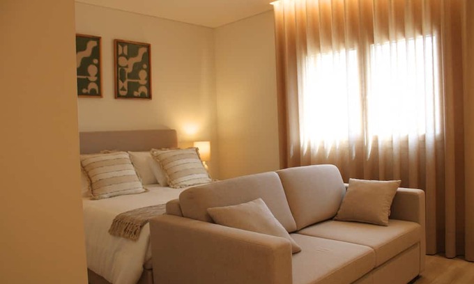 Guimaraes House | ma-la studios Guimarães 303