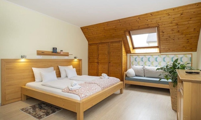 Heviz House | Holiday flat "Apartment no.2"