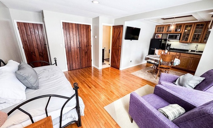 Marietta Apartment | Cozy studio with AC and WiFi in delightful Marietta