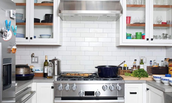 Bedford-Stuyvesant House | Shared Space in Bed Stuy Suite with Hot Tub, Grill, Sauna & Gym