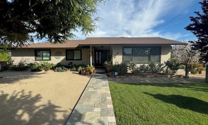 Morgan Hill House | The Orchard Oasis-spacious 5 bedrm luxury private home with pool and spa