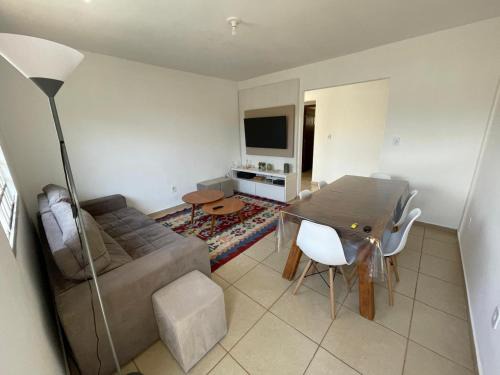 Santa Rita do Sapucai House | Casa espaçosa com duas garagens e quintal