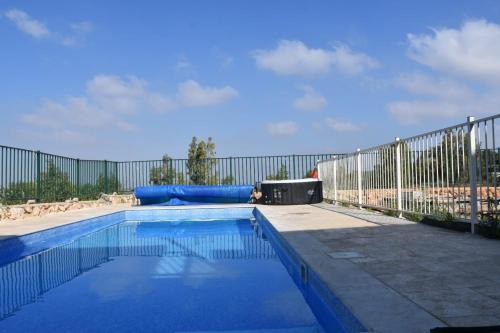 Nurit Cabin | Gilboa Siesta - סייסטה בגלבוע