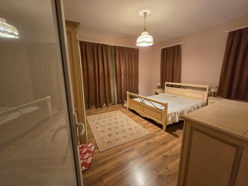 Bragadiru House | Loved One