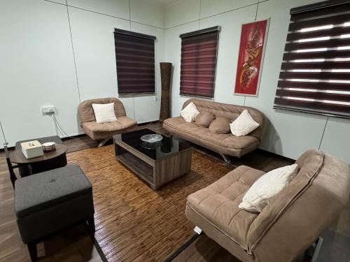 Sandakan House | Aurora Country Home