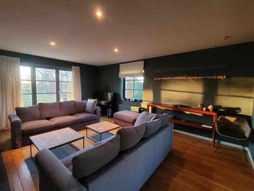 Sainte-Ode House | Les roses de François