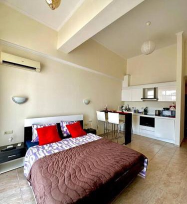 Elenite Apartment | SeaBreeze Retreat (Andalusia)