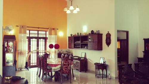 Ja-Ela Apartment | sapphire clover